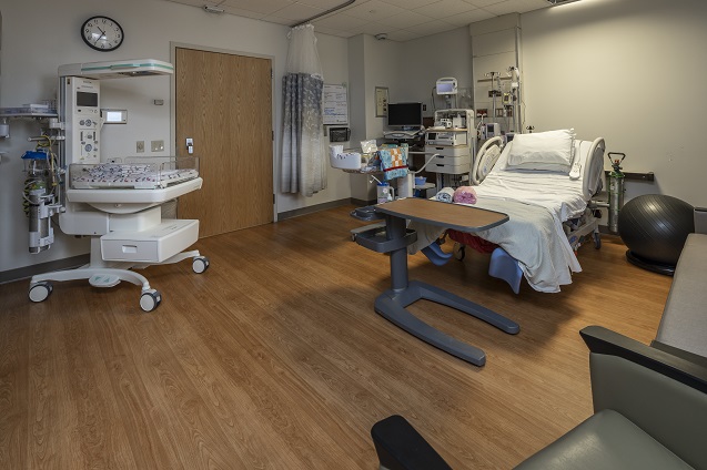 Beautiful hospital with mordern medical equipment