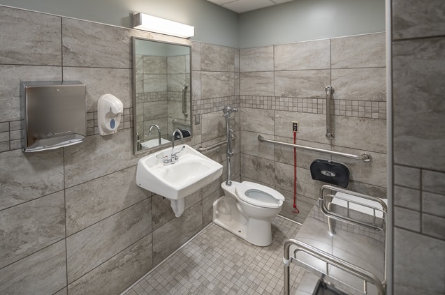 a clean modern bathrrom